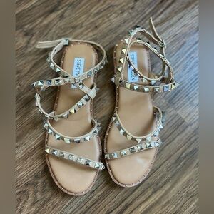 Steve Madden Travel Studded Sandals Tan Size 7.5 Slightly used